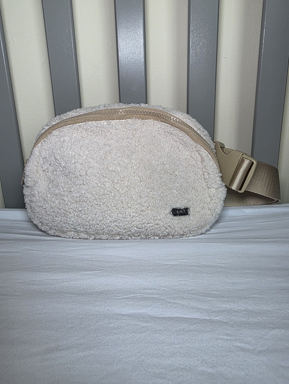 Lole Cream And Light Gold Womens Sherpa Fanny Pack Belt Bag